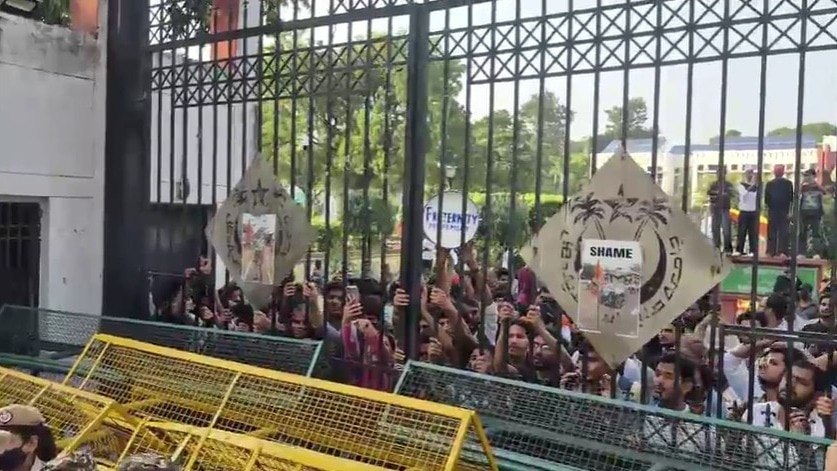 Jamia Millia Islamia Polls Return After Two Decades