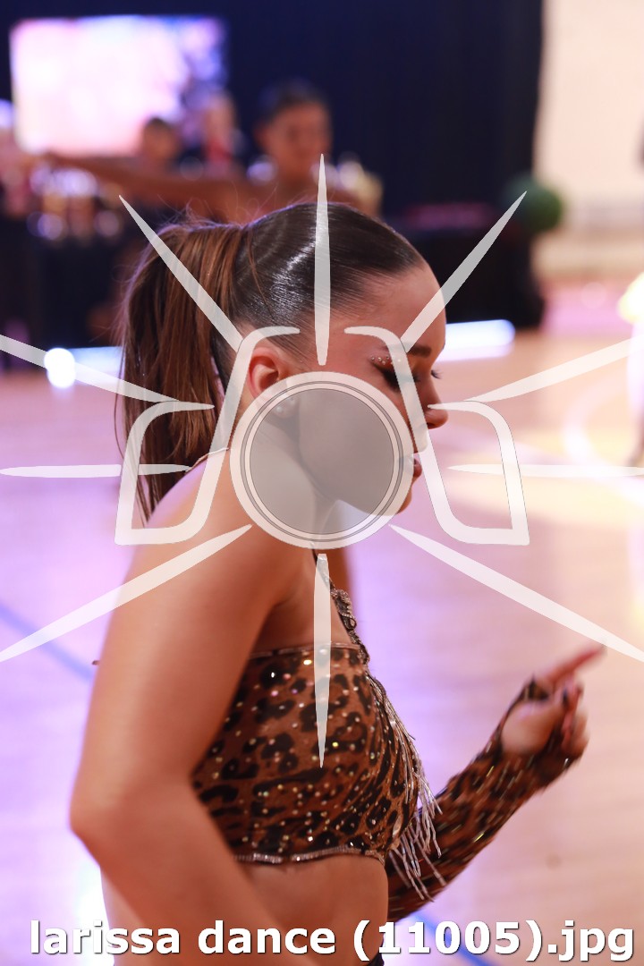 larissa dance (11005).jpg