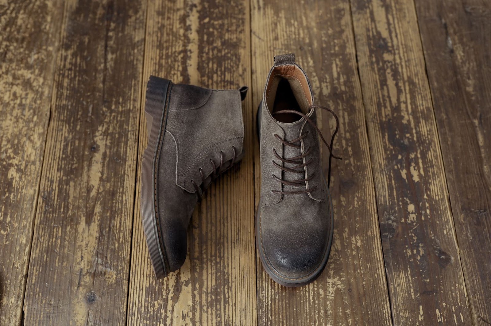 Vintage-Martinsstiefel aus Leder, warm gefüttert