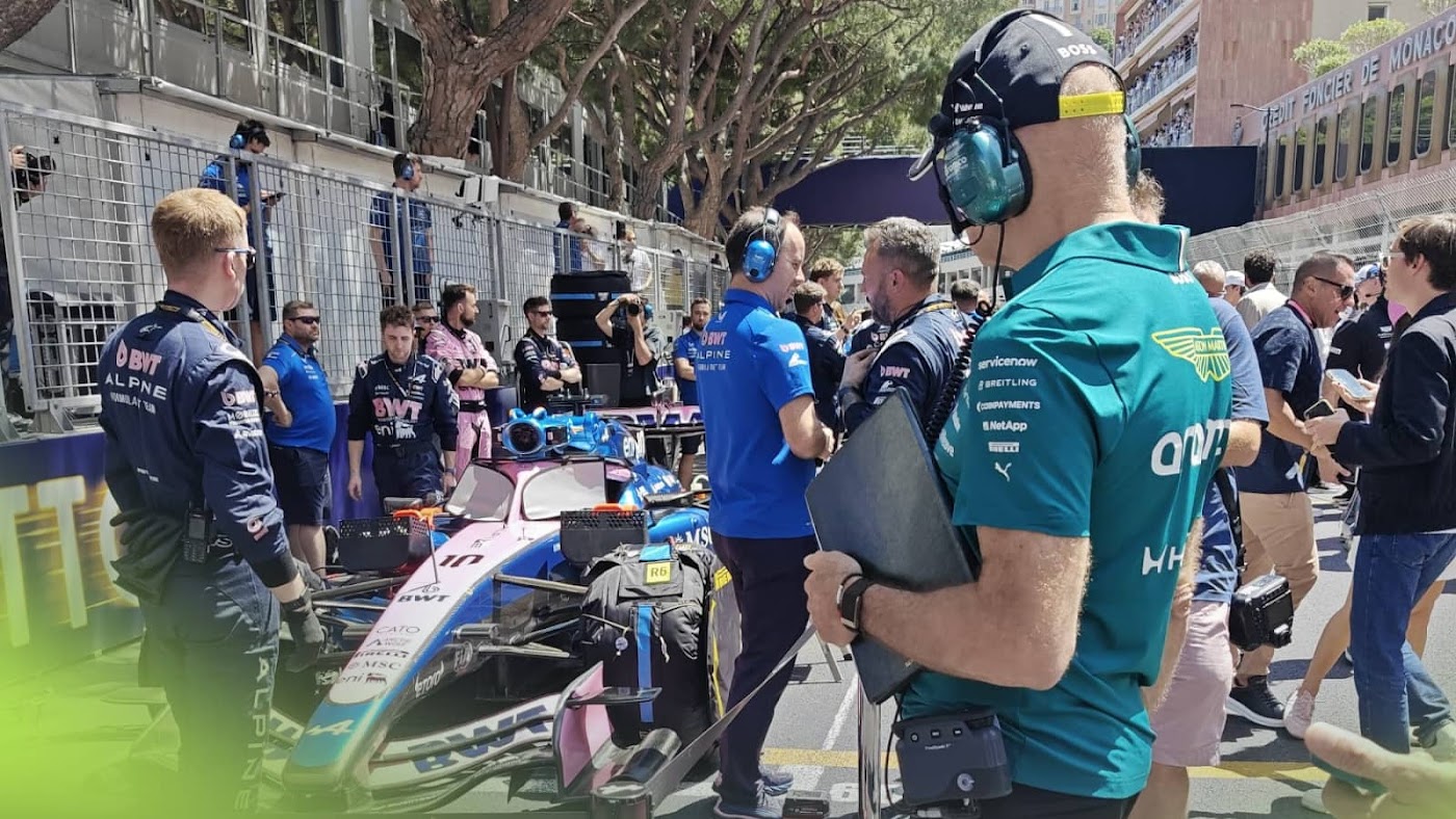 Adrian Newey dan Oscar Piastri di paddock Monaco Grand Prix 2026