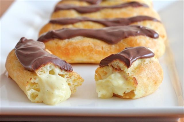Bánh Su Que Phủ Chocolate