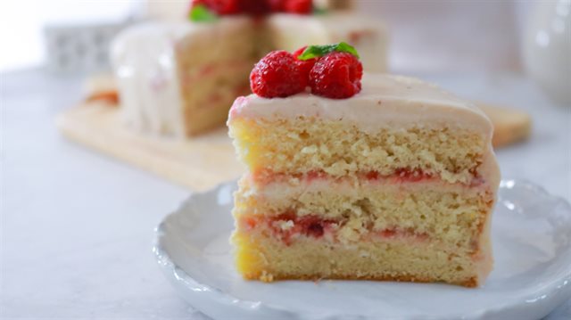 Bánh Kem Phúc Bồn Tử - Raspberry Cake