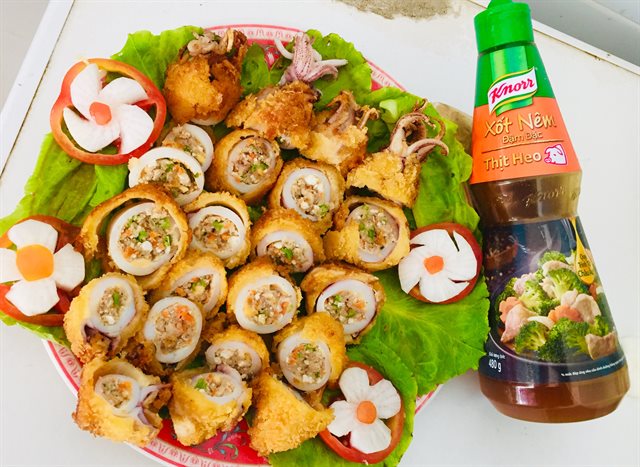 Mực Nhồi Trứng Muối Chiên Giòn