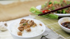 Đậu Bắp Xào Tỏi Sốt Thịt Bằm