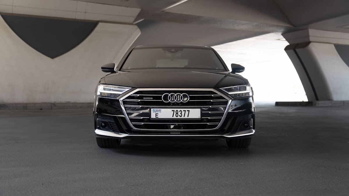 Audi A8 Black