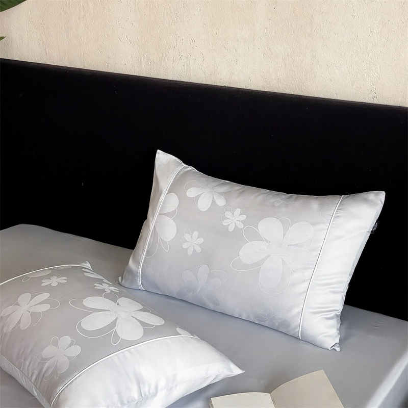 Cotton Pillowcase with Jacquard Embroidery