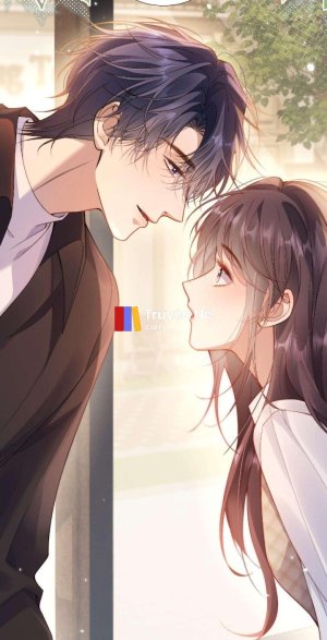 Bí Mật Sau Cánh Cửa