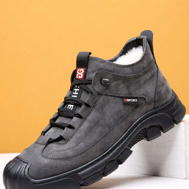 Men's winter boots with warm lining and platform