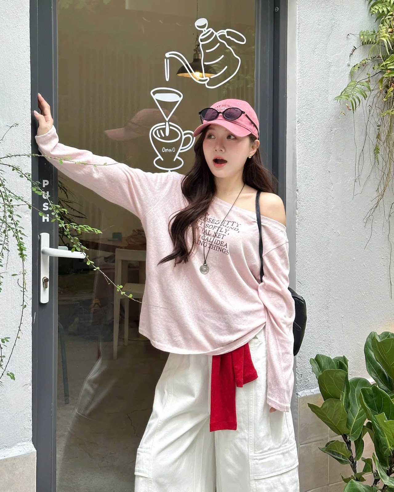 Áo thun lệch vai in chữ Tiny Petty XONXEN SHOP 11320 – Image 7