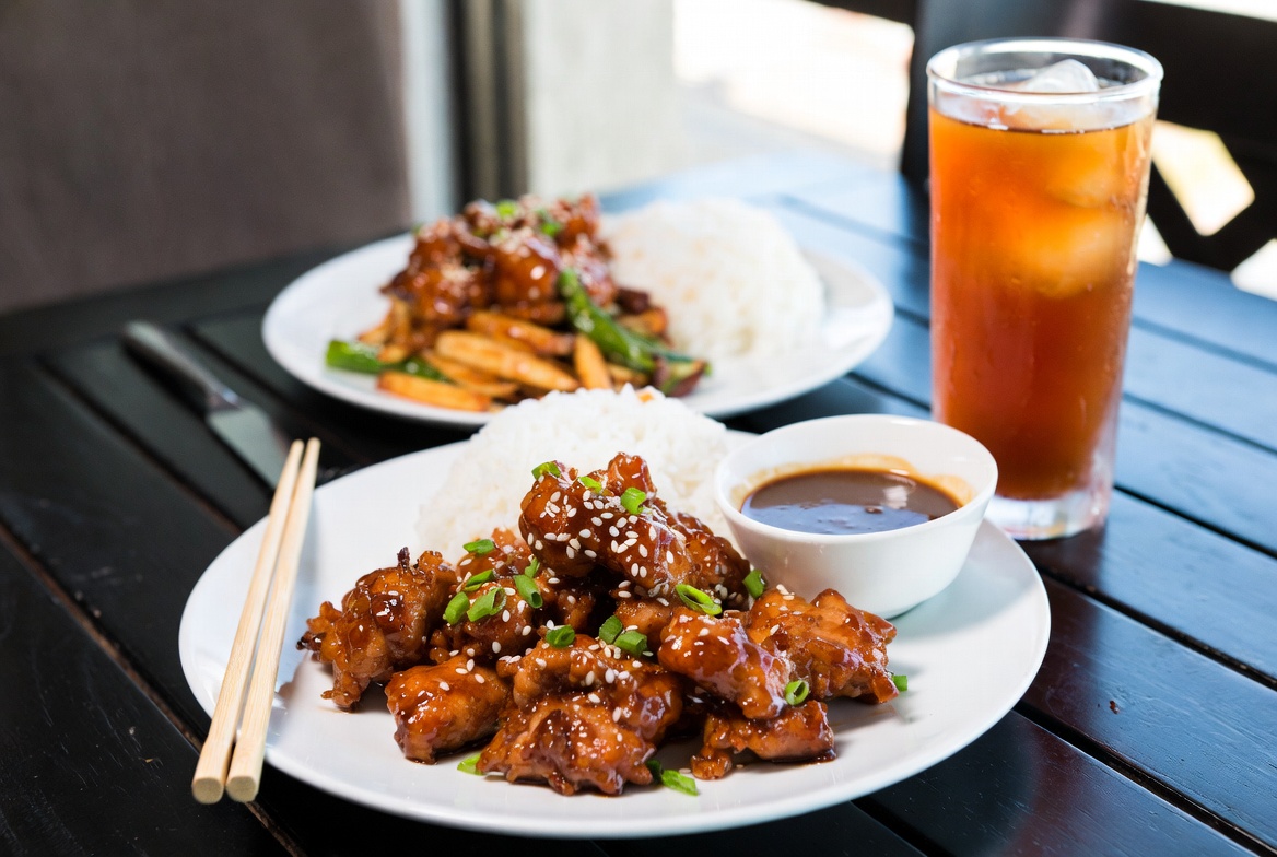Honey Garlic Chicken – Easy, Sticky & Flavor-Packed Recipe