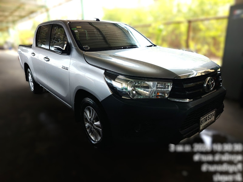 TOYOTA HILUX REVO
