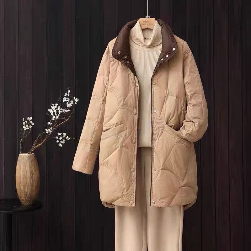 Leichte Daunenjacke mit Stehkragen für Damen, Übergröße