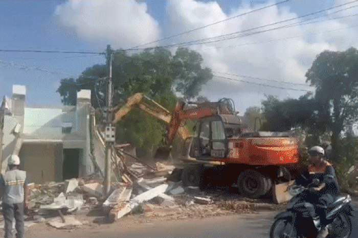 Cưỡng chế 9 trường hợp để thực hiện dự án đường trục chính Vũng Tàu - Báo Sài Gòn Giải Phóng