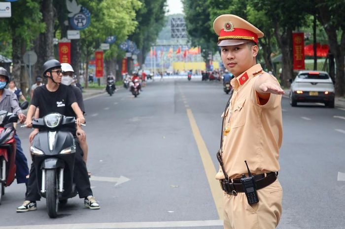 Bản tin TNGT 27/4: Hà Nội hạn chế phương tiện trên nhiều tuyến đường tối 28/4 - Báo Xây Dựng