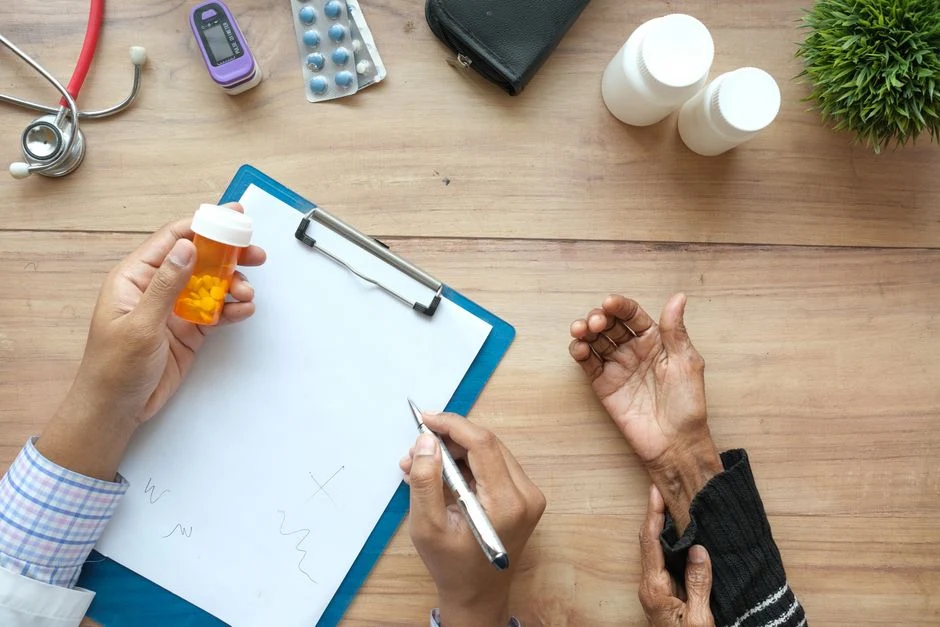 Como a medicina moderna está nos prejudicando e alimentando a indústria farmacêutica