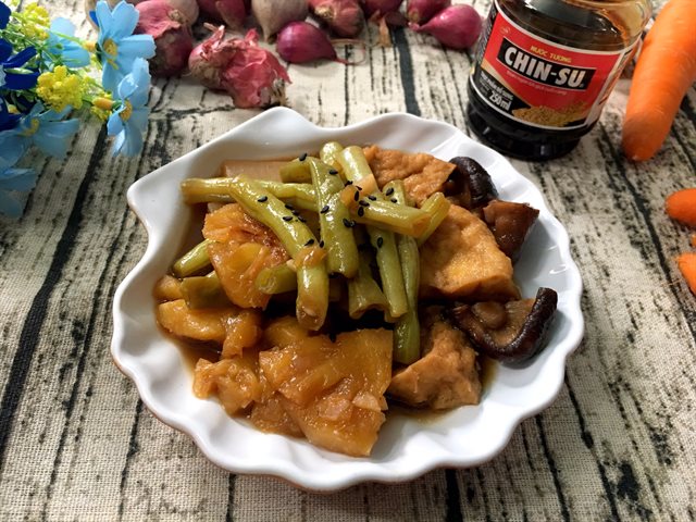 Đậu Hũ Rau Củ Kho Nước Tương Chin-Su