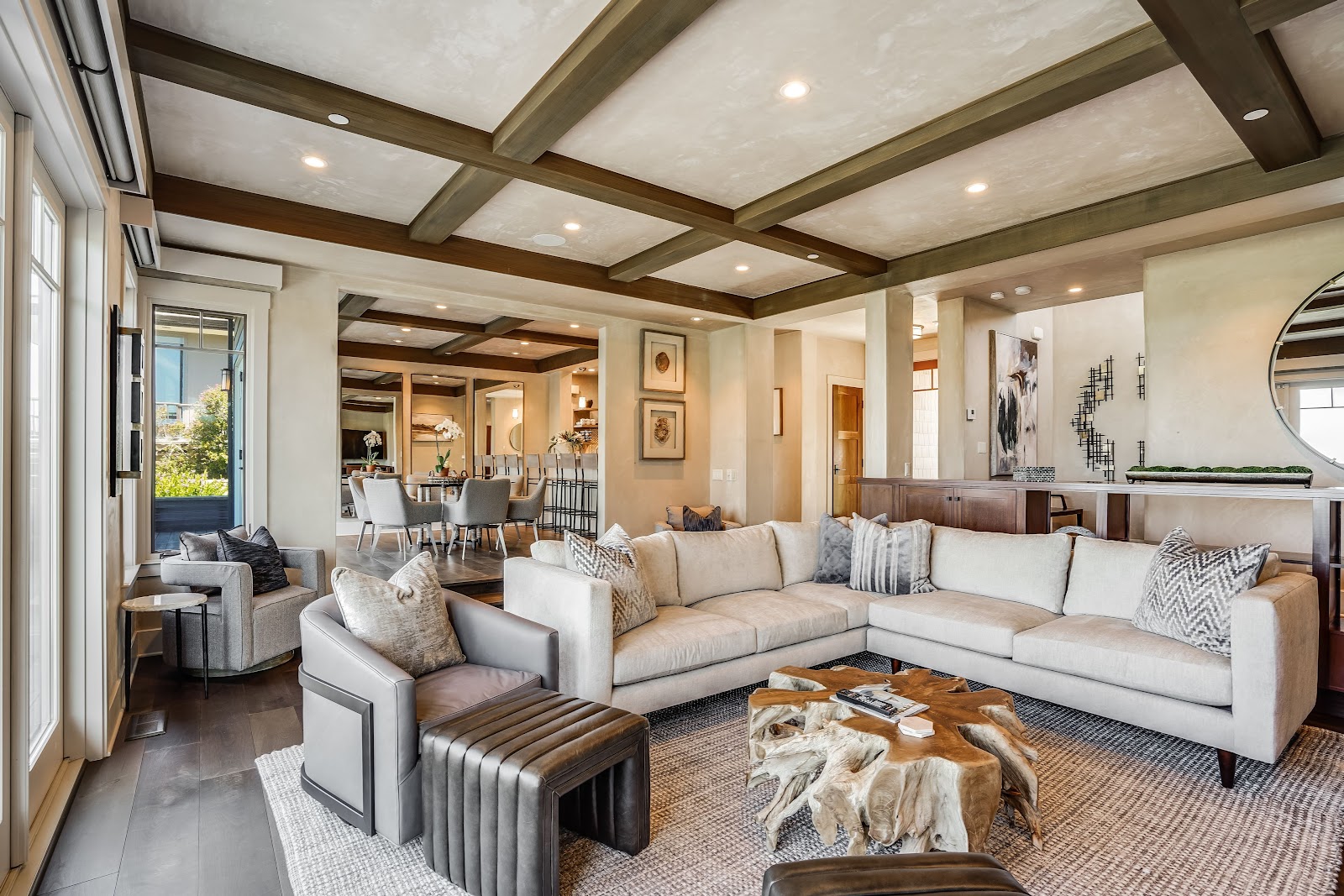 Pebble Beach, California, USA — 4-Bed Villa 2