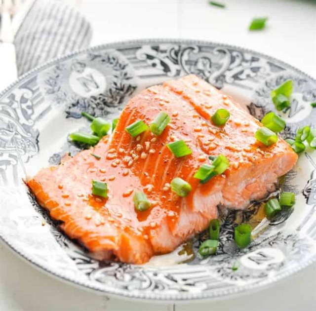 Cá Hồi Nướng Nước Tương