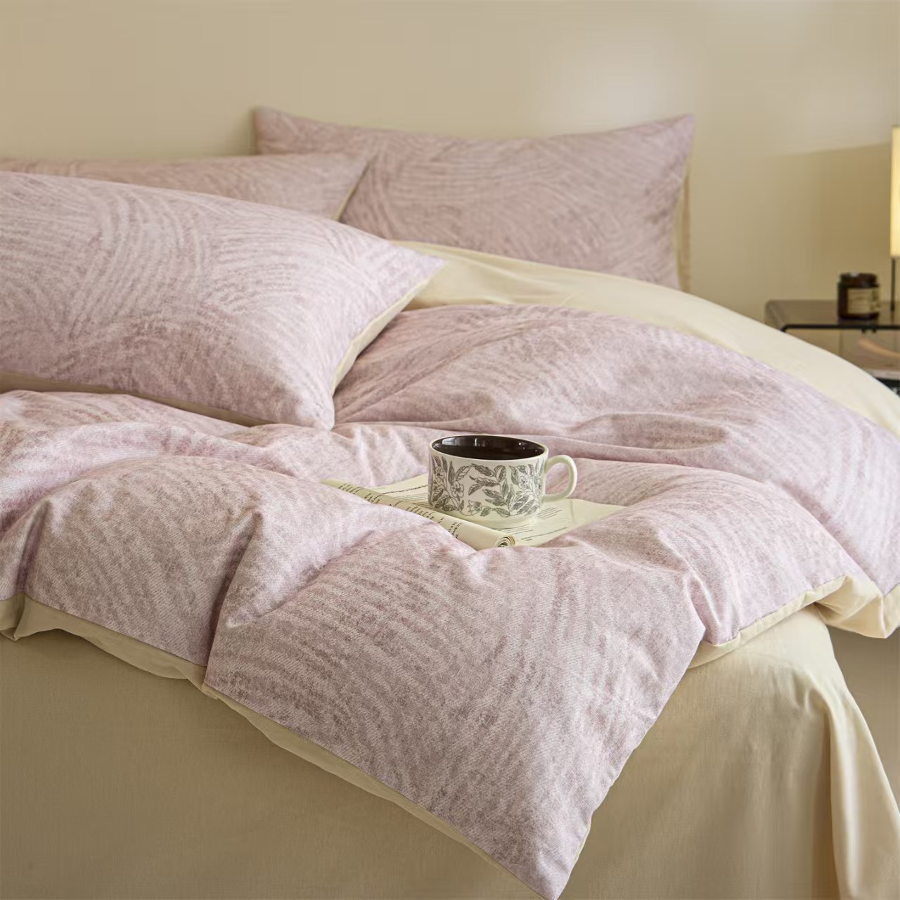 Elegant cotton bedding set, brushed