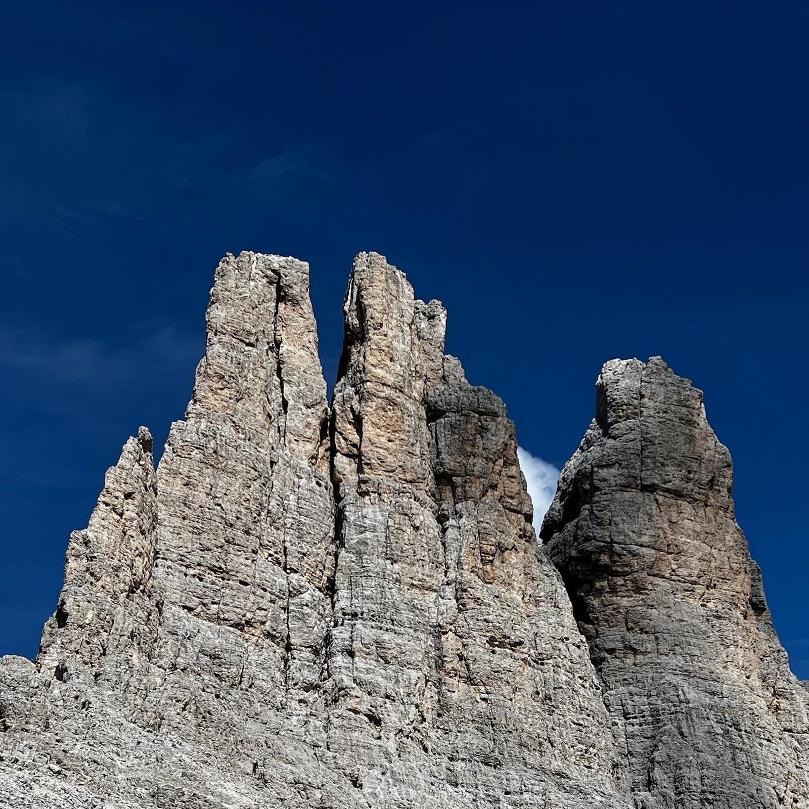 Download Dolomites Rocky Mountain Peaks Full HD iPhone