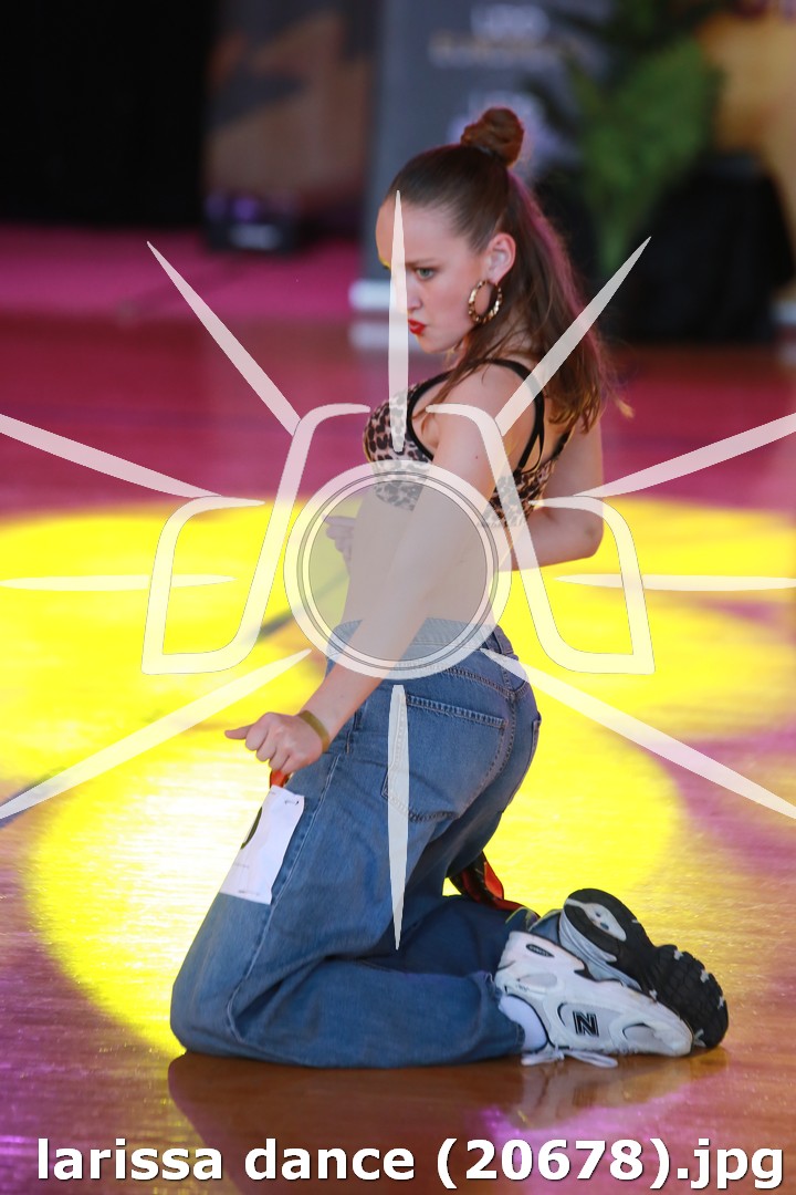 larissa dance (20678).jpg