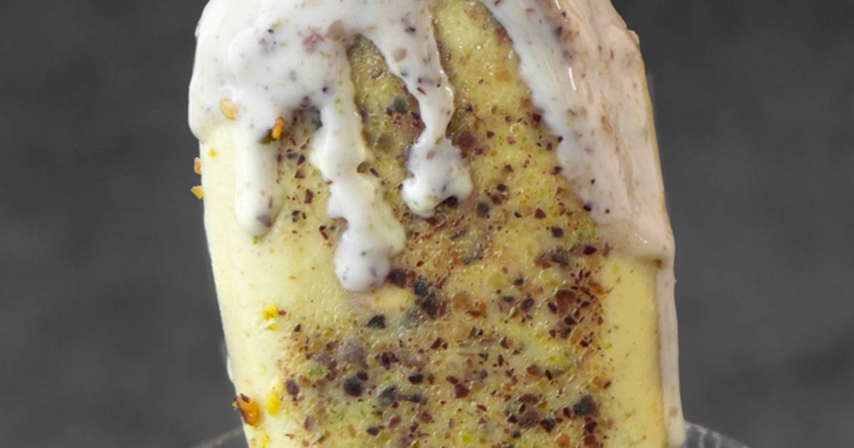 Pistachio White Chocolate Rum Ice Cream Bars