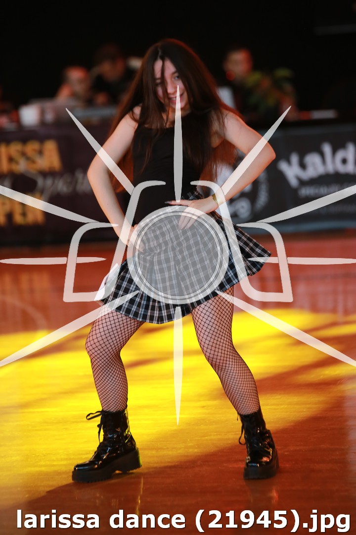larissa dance (21945).jpg