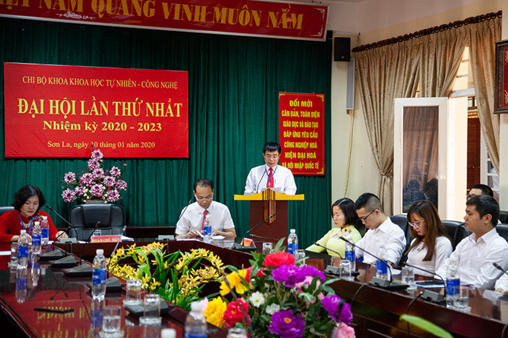 Khoa Khoa học Tự nhiên - Công nghệ 60 năm xây dựng, trưởng thành và phát triển