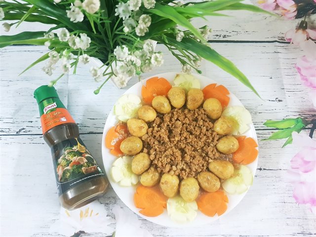 Thịt Băm Kho Trứng Cút