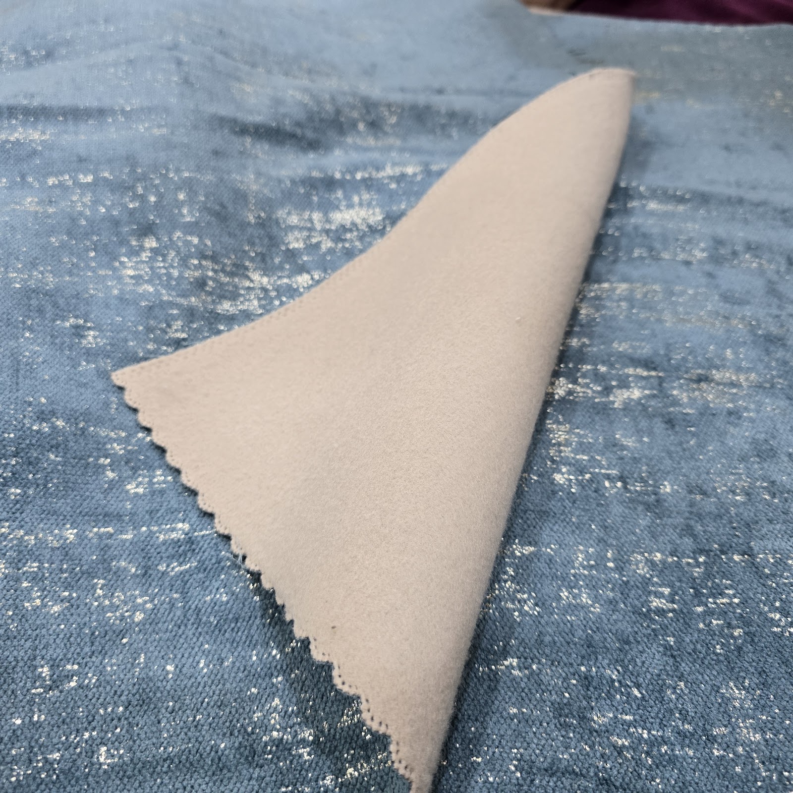 Peacock Shimmer (025)