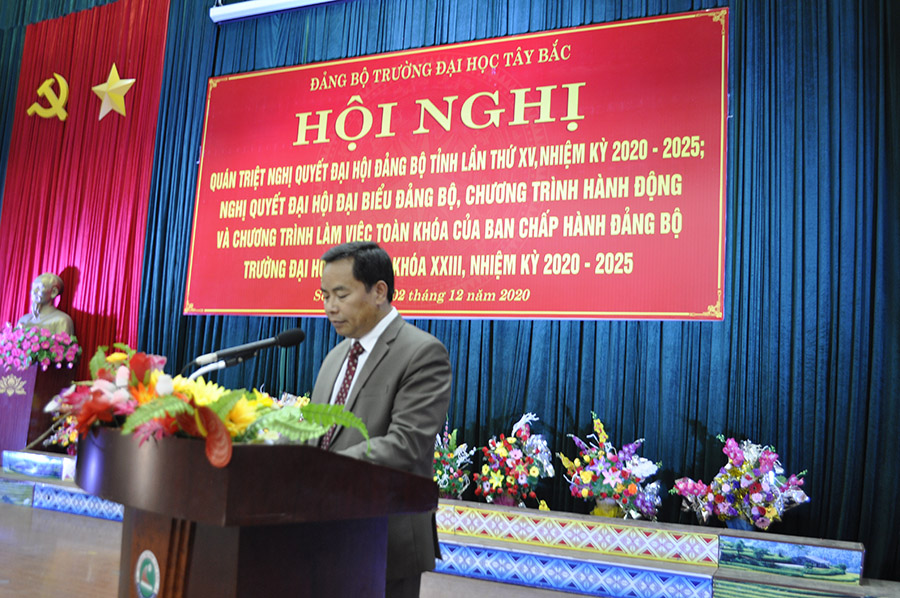 Hội nghị quán triệt, triển khai các văn kiện Đại hội Đại biểu Đảng bộ tỉnh Sơn La lần thứ XV, nhiệm kỳ 2020-2025 và Chương trình làm việc toàn khóa của BCH Đảng bộ Trường Đại học Tây Bắc khóa XXIII, nhiệm kỳ 2020-2025.