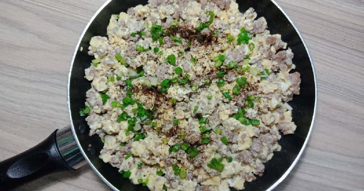 Trứng chiên thịt xay