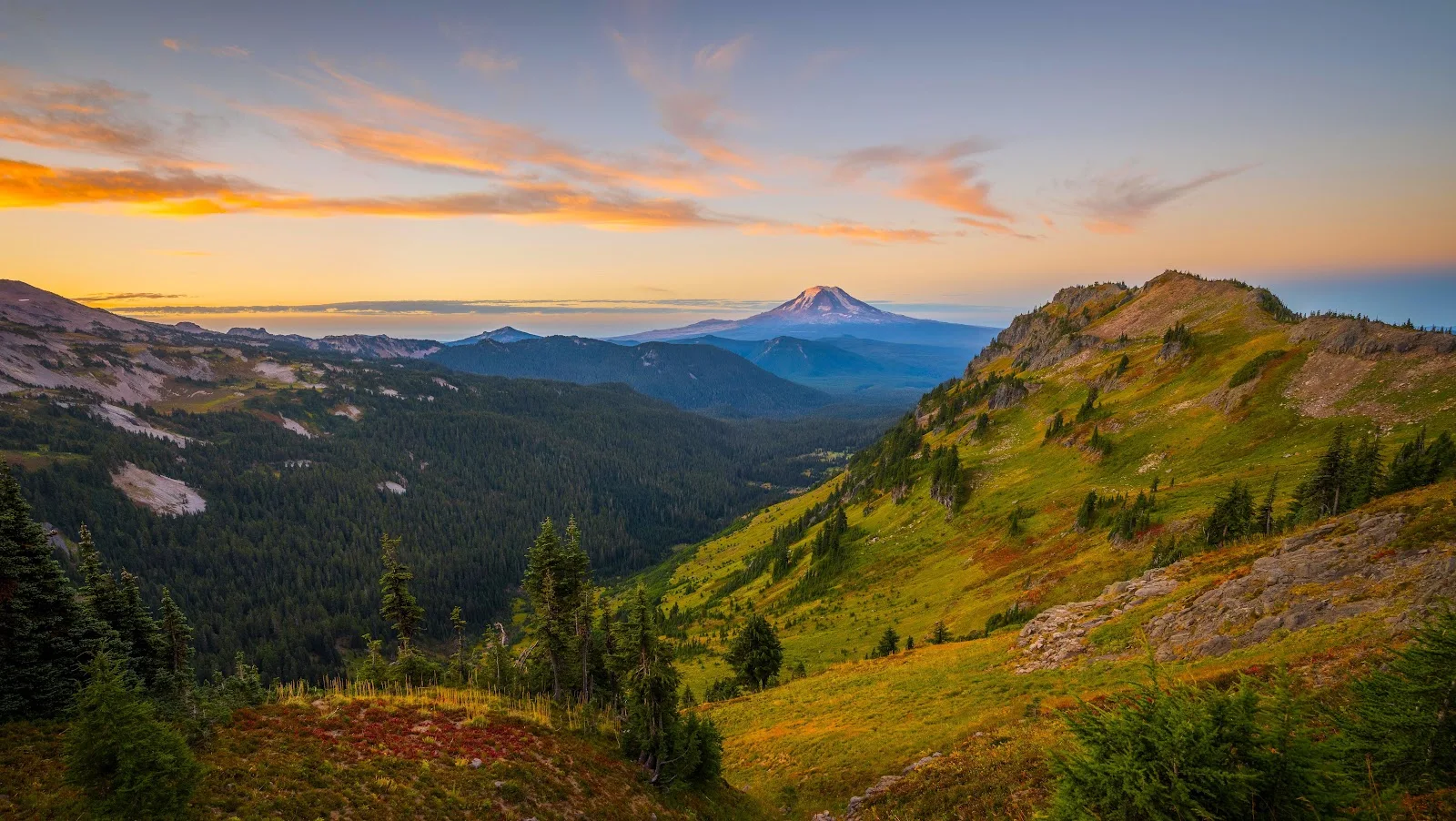 Cascade Mountain Range Sunset - Landscape Photography 5K Wallpaper (6144x3462)