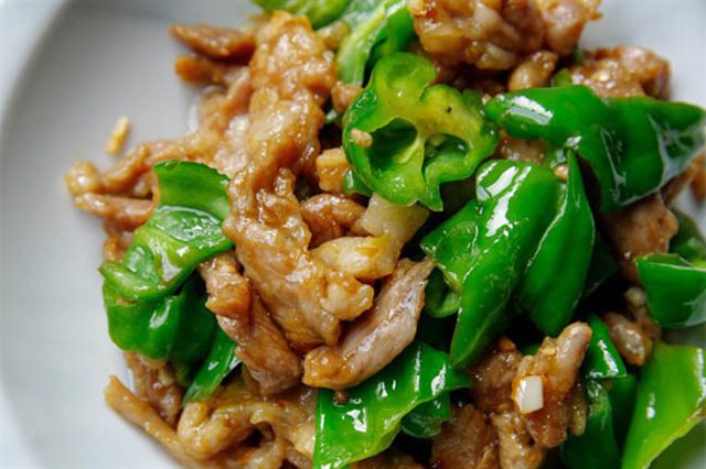 Thịt Xào Ớt Xanh