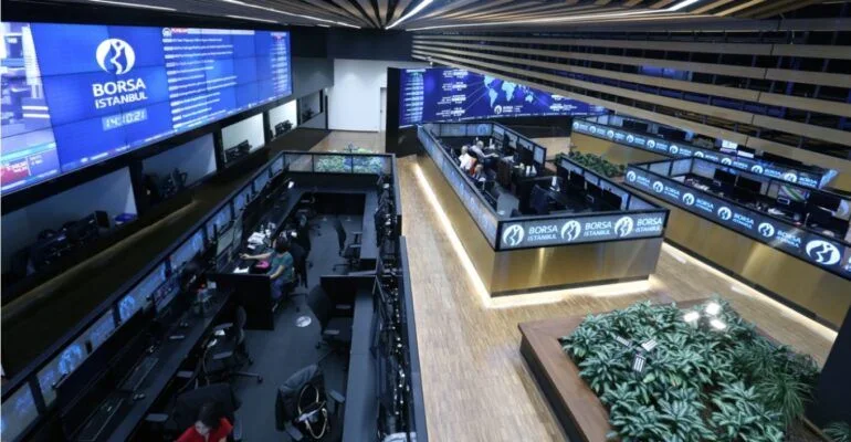 Skandal Financiar në Turqi: Arrestime dhe Hetim për Miliarda Dollarë