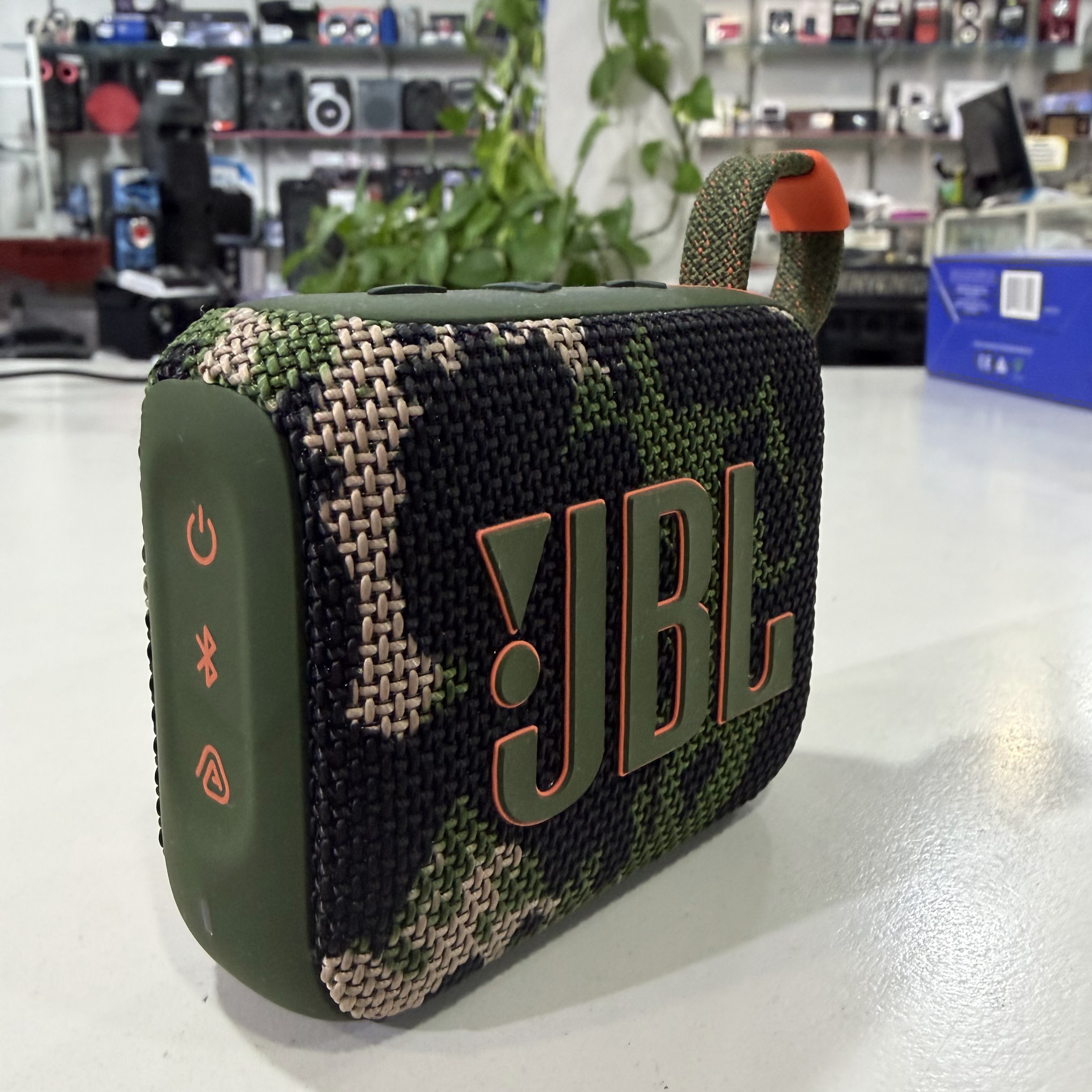 Parlante JBL G04 Original-Cuadrado