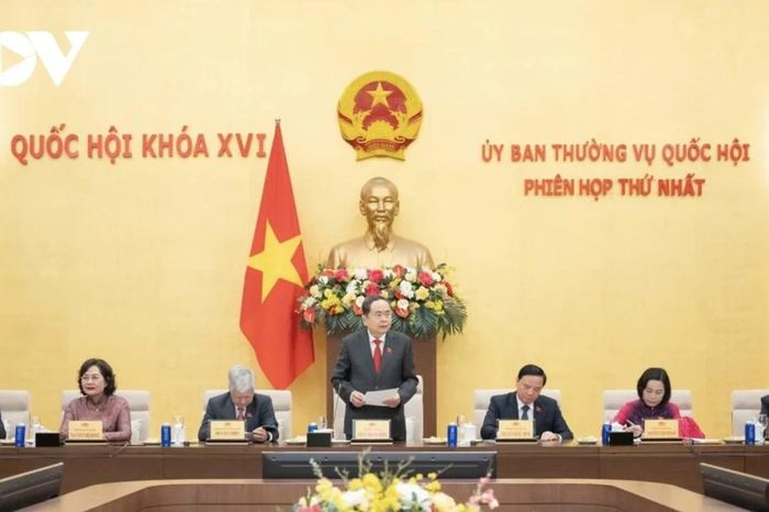 Phiên họp thứ nhất, Ủy ban Thường vụ Quốc hội khóa XVI - Báo Tri thức &amp; Cuộc sống