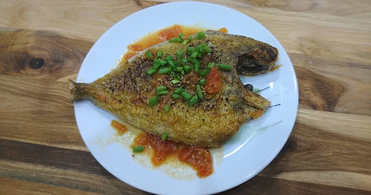 Cá chim chiên sốt cà
