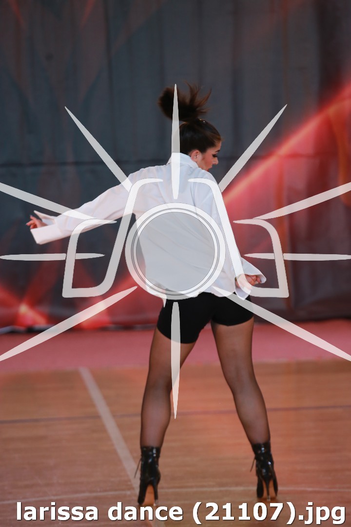 larissa dance (21107).jpg