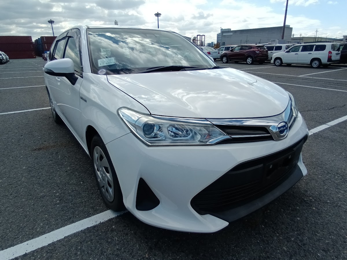 Toyota Fielder