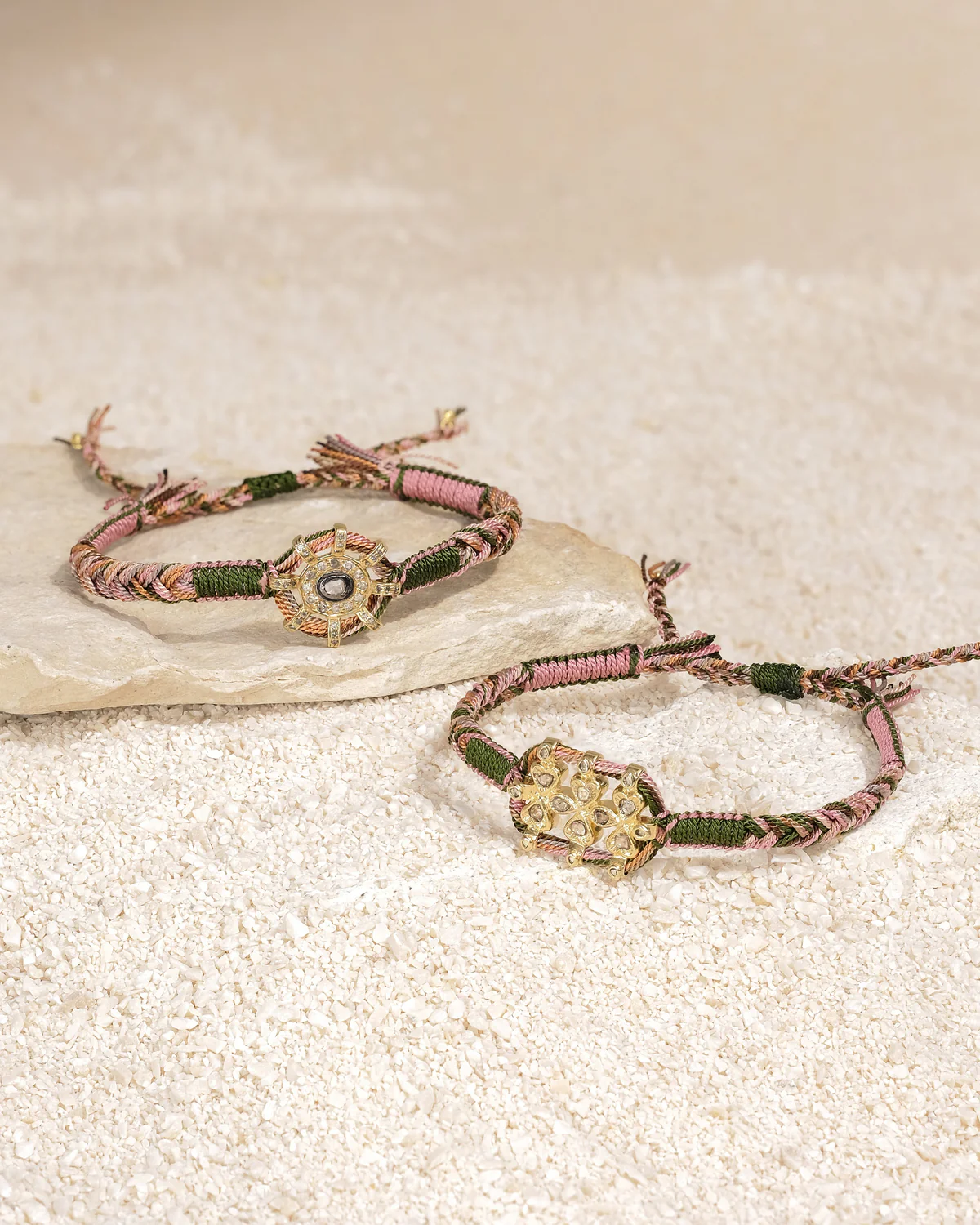 Плетенный браслет PINK KHAKI с бриллиантами