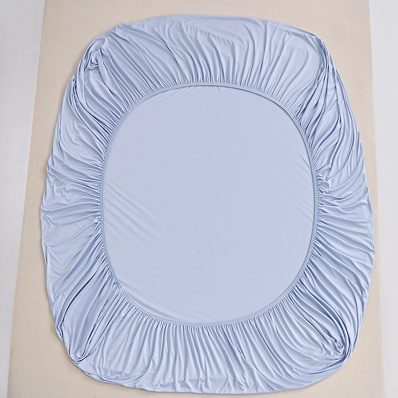 Cotton blend fitted sheet
