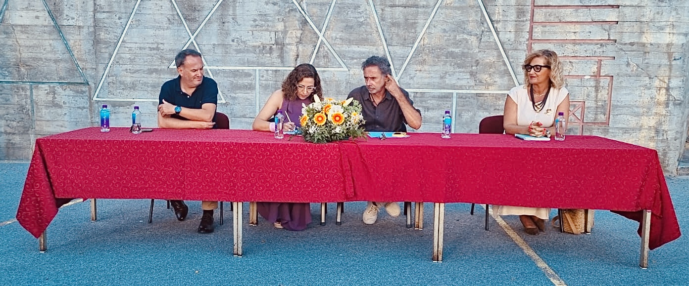 Tomada de posse da Diretora do AEM, Professora Teresa Guerreiro Rodrigues