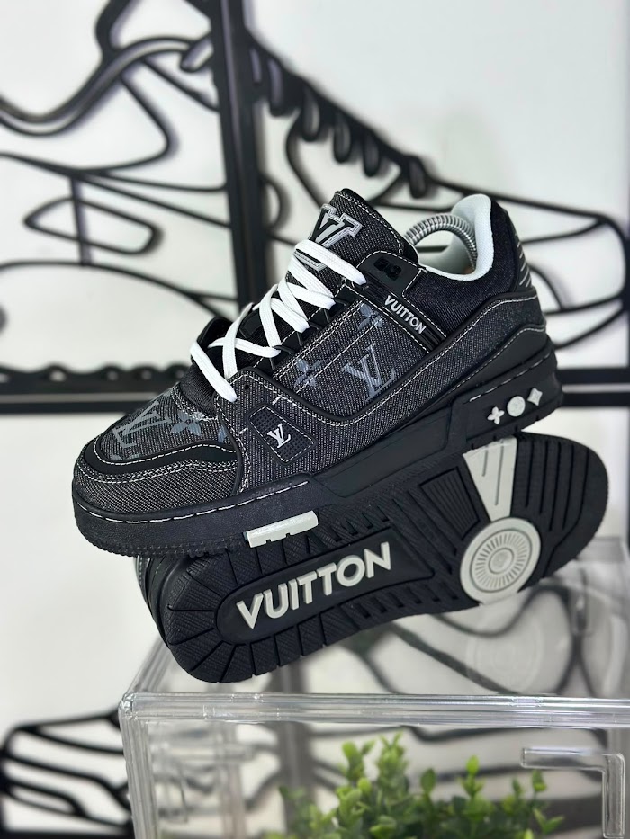 Louis Vuitton Trainer Negro