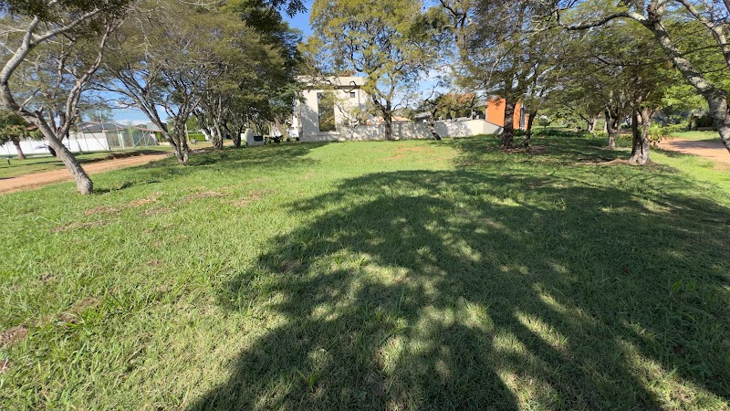 Lote de 832m² no miolo do setor iate quadra GZ do Riviera de Santa Cristina XIII