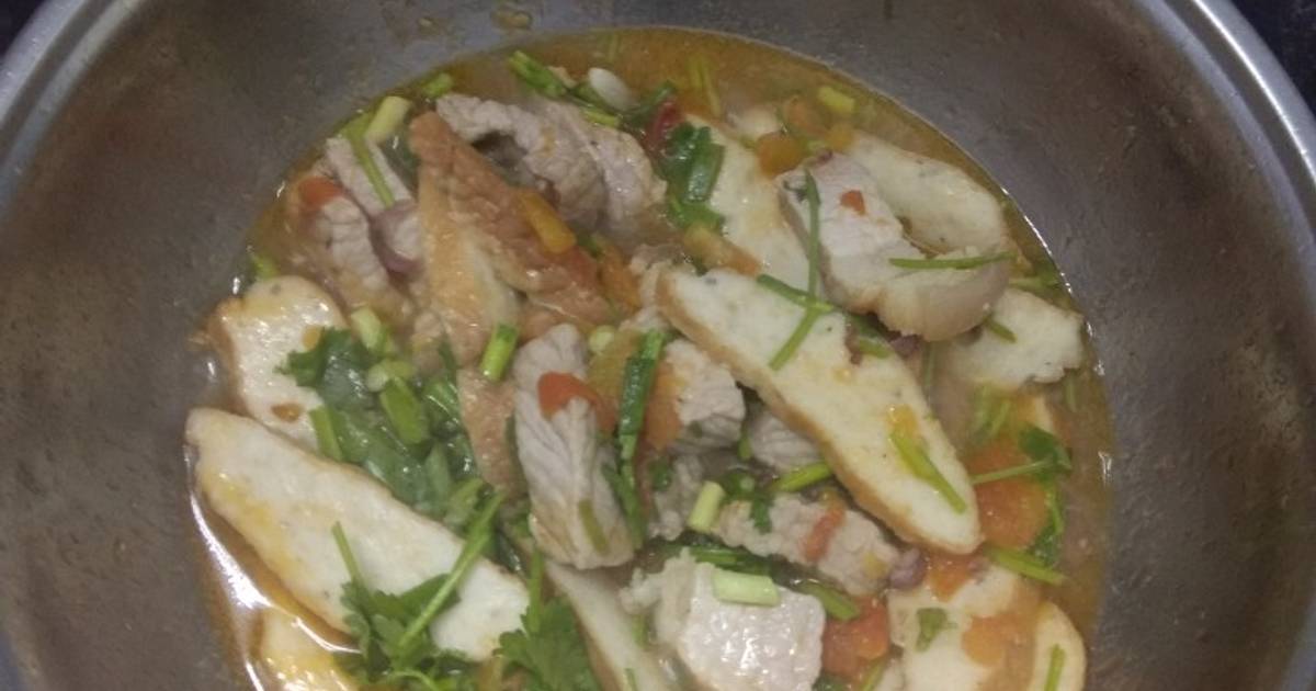 Chả cá kho thịt sốt cà chua