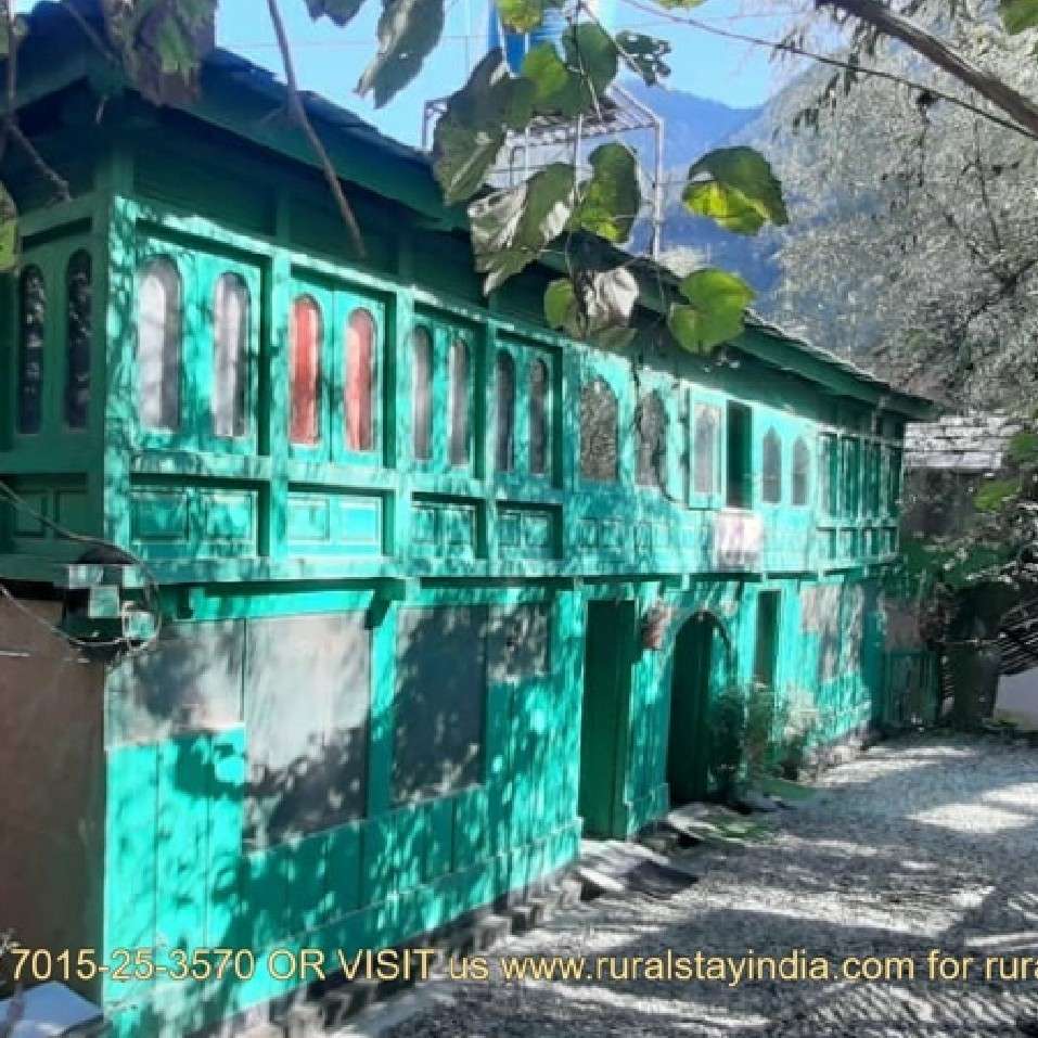 GRANDE Jibhi Homestay