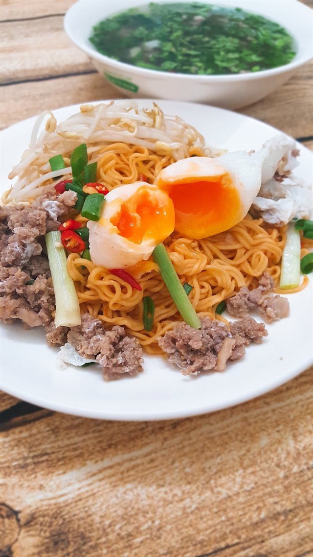 Mì Trộn Muối Tôm