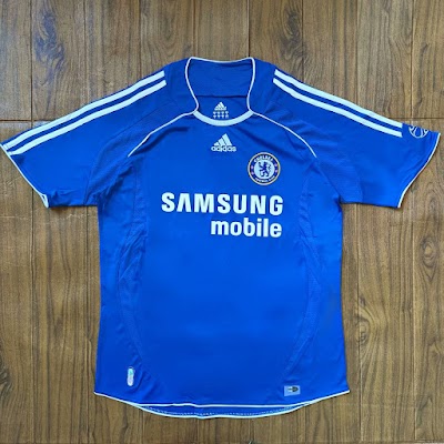 Retro 06-07 Chelsea Local @lumorasports.jpeg