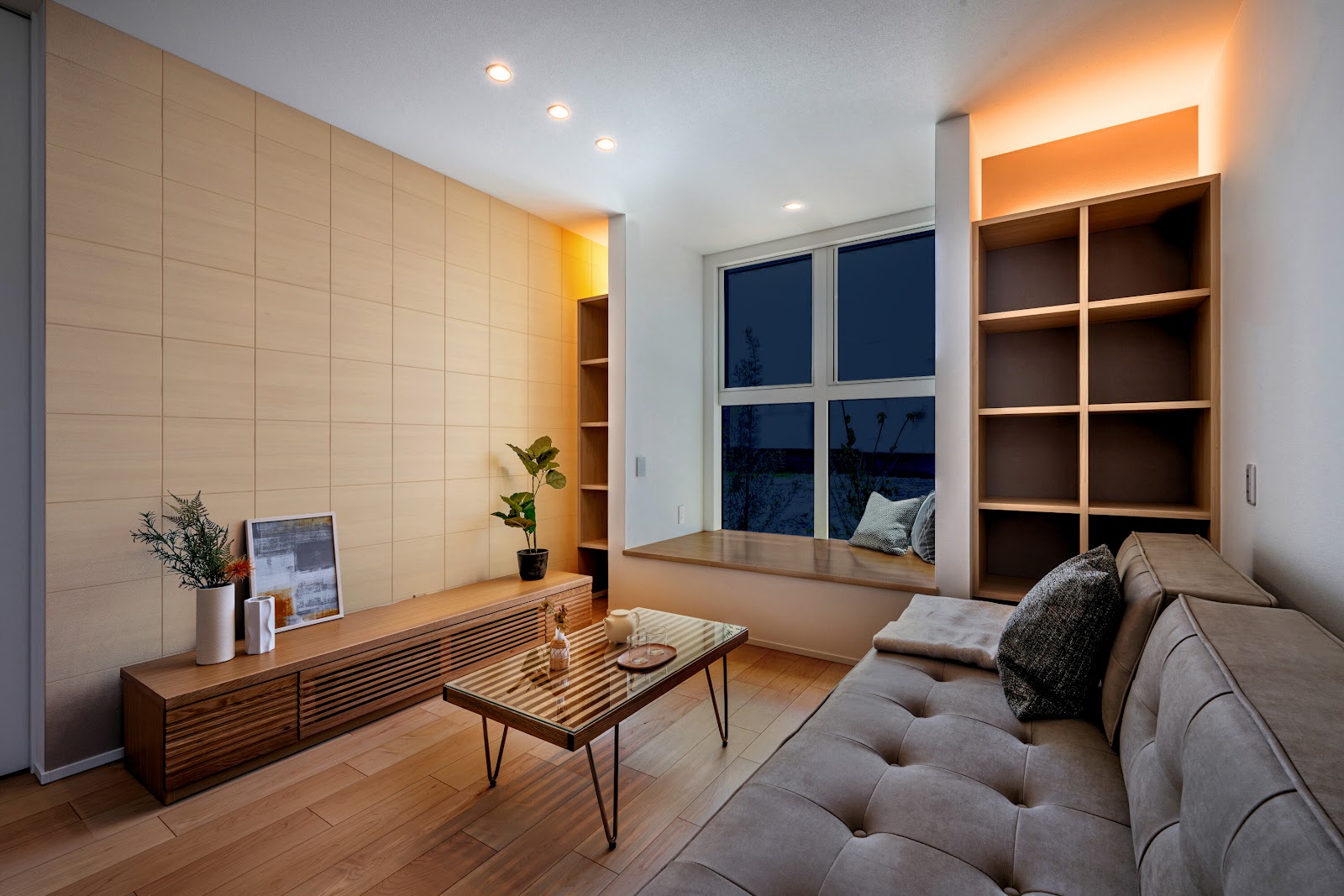 夜間の照明の様子、STEP01：ナチュラ、STEP3：エコカラット①